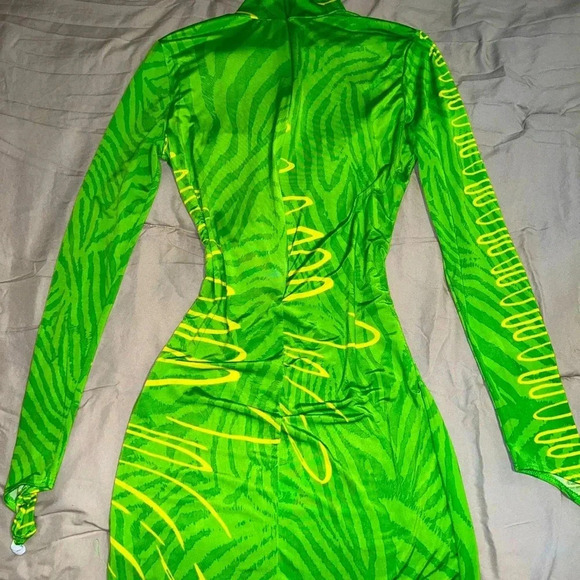 Abstract Dress - Picture 2 of 2